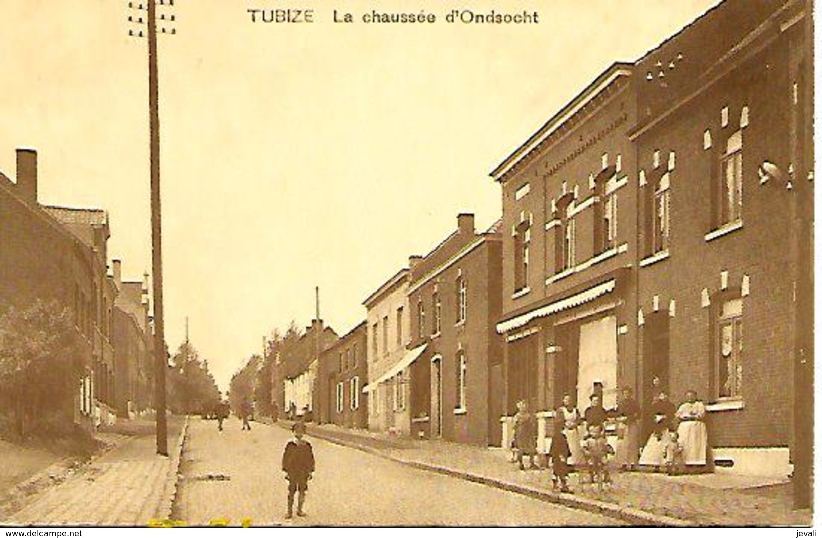 CPA / AK / PK   -  TUBIZE  La Chaussée D'Ondsocht  ( Animation , Enfants ) - Tubize