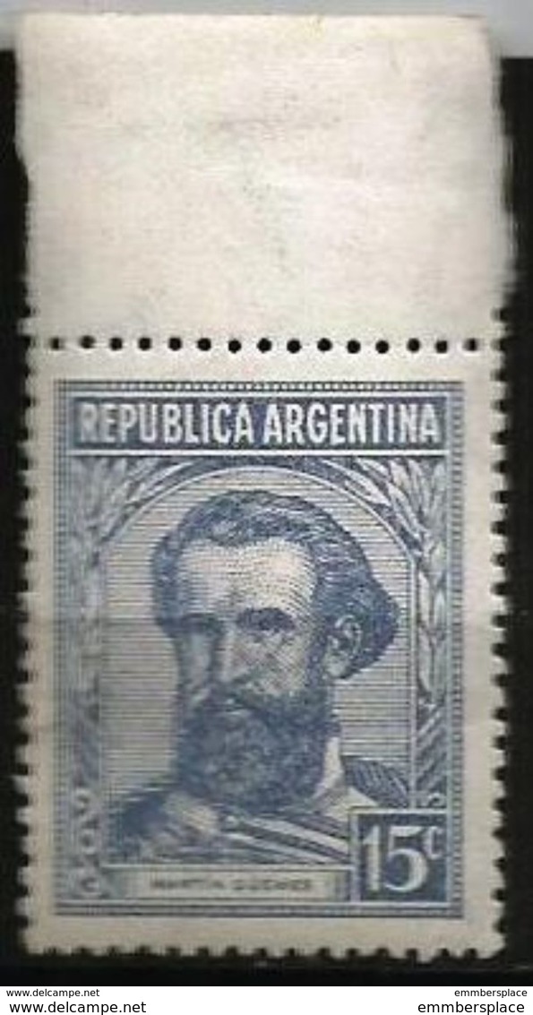 Argentina  - 1942 Martin Guernes 15c MNH **  (light Horizontal Crease) - Unused Stamps