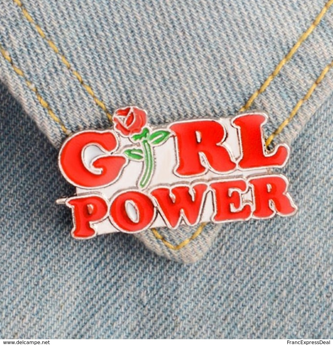 Pins Pin's Badge NEUF En Métal ( Brooch ) - Girl Power - Autres & Non Classés