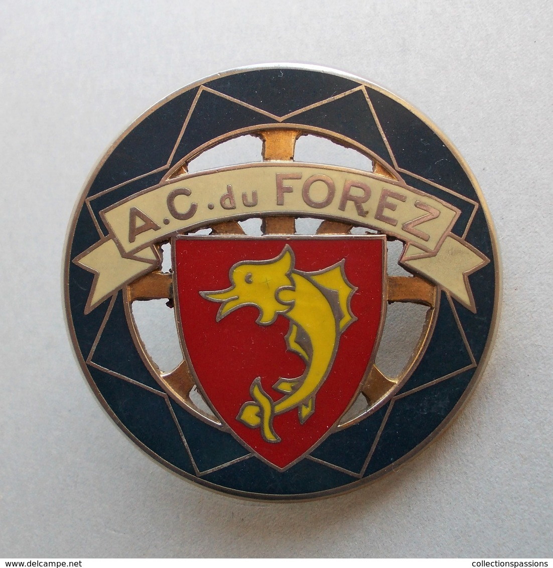 - Insigne De Calandre - Automobile Club Du Forez - - Voitures