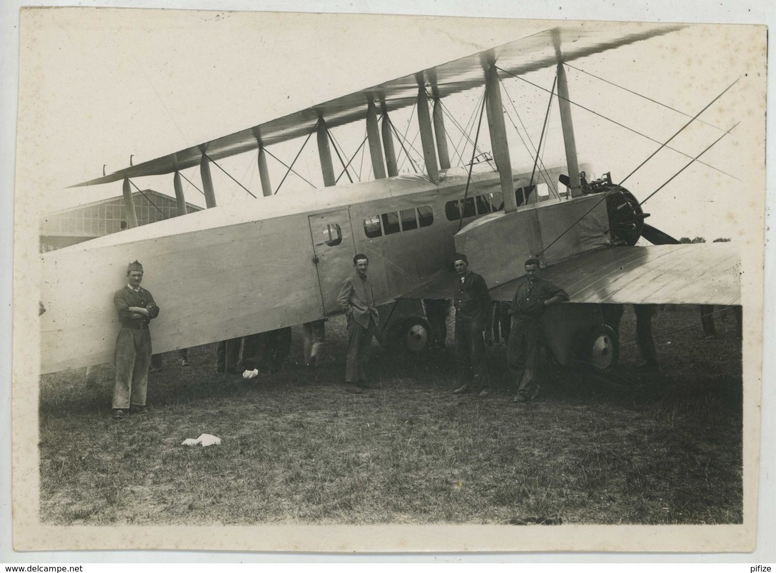 (Aviation) 32e RAO De Dijon . 1re Escadrille De Reconnaissance . Groupe Devant Un Avion . 1920-30 . - Aviation