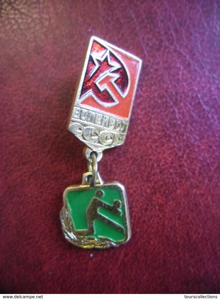 PIN'S SPORT VOLLEYBALL CCCP RUSSIE FAUCILLE MARTEAU - Volleyball