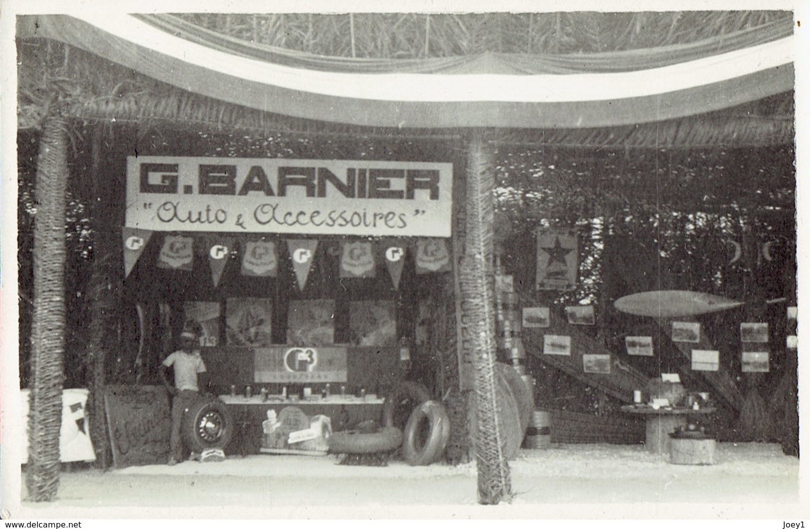 Photo Brazzaville En 1933 Salon Auto,stand Du Garage Barnier. - Africa
