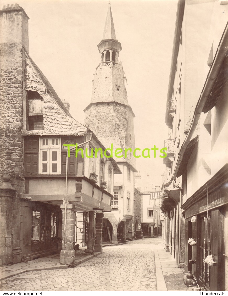 GRANDE PHOTO ALBUMINEE LARGE ANTIQUE VINTAGE ALBUMEN PRINT GROTE ALBUMINE DINAN RUE ET TOUR DE L'HORLOGE - Ancianas (antes De 1900)