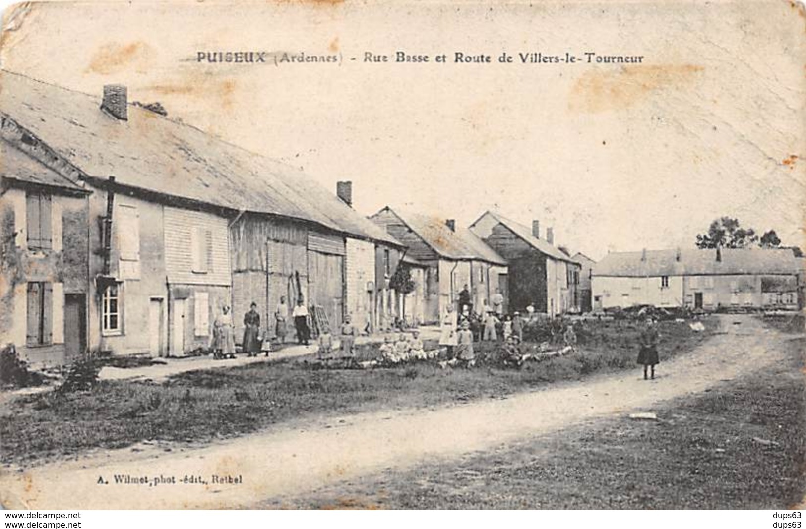 PUISEUX - Rue Basse Et Route De Villers Le Tourneur - état - Autres & Non Classés