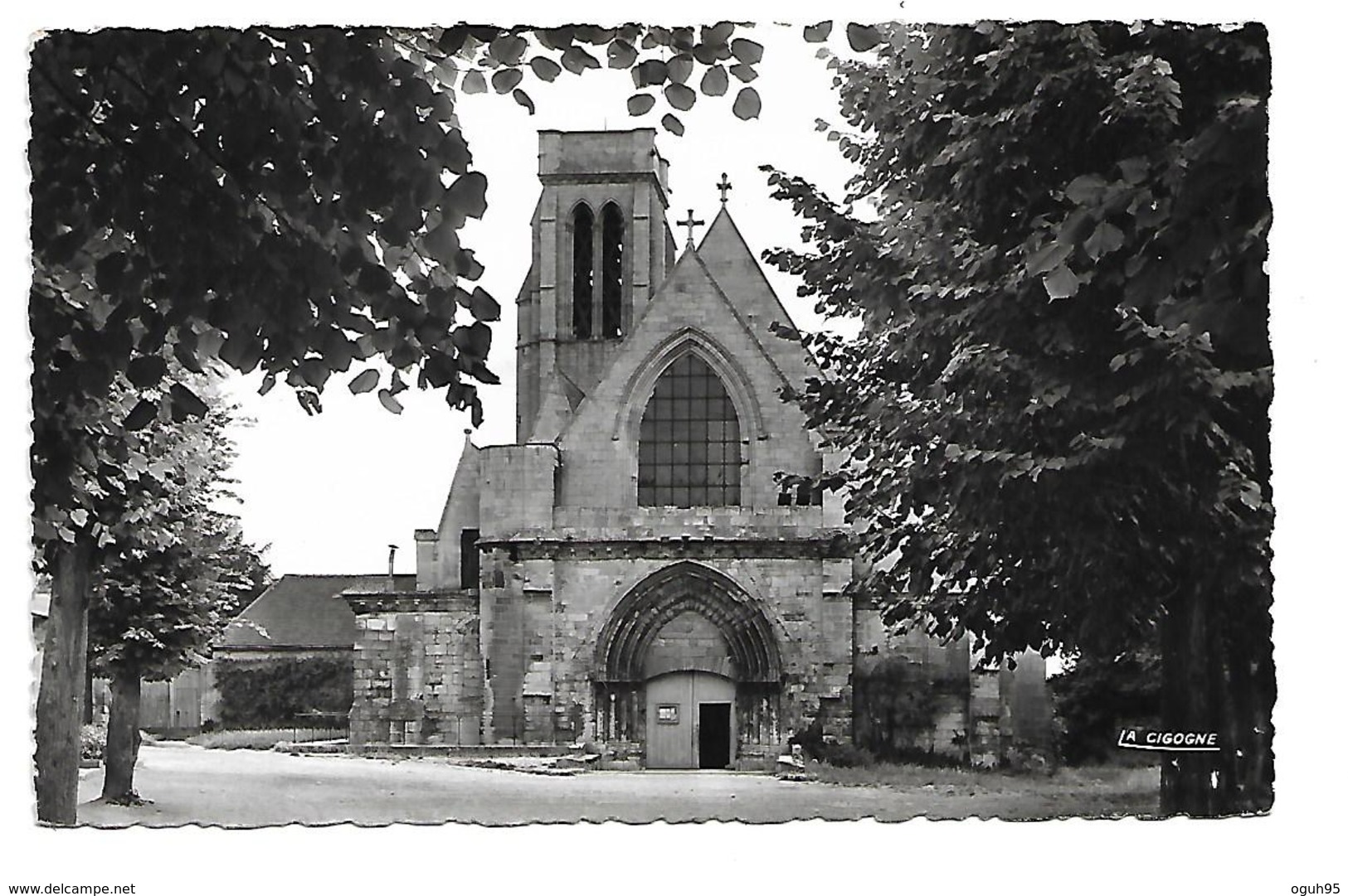 60 - MONTATAIRE - L'Eglise (et Abords) - Montataire