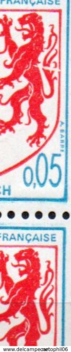 - FRANCE Variété N° 1468IIb - 5 C. Armoirie Auch 1966 - QUEUE DU LION COUPÉE Tenant à Normal - Cote 12 EUR - - Neufs