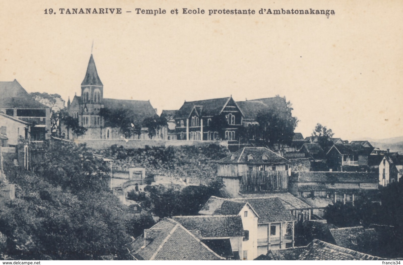 CPA - Tananarive - Temple Et Ecole Protestante D'Ambbatonakanga - Madagascar