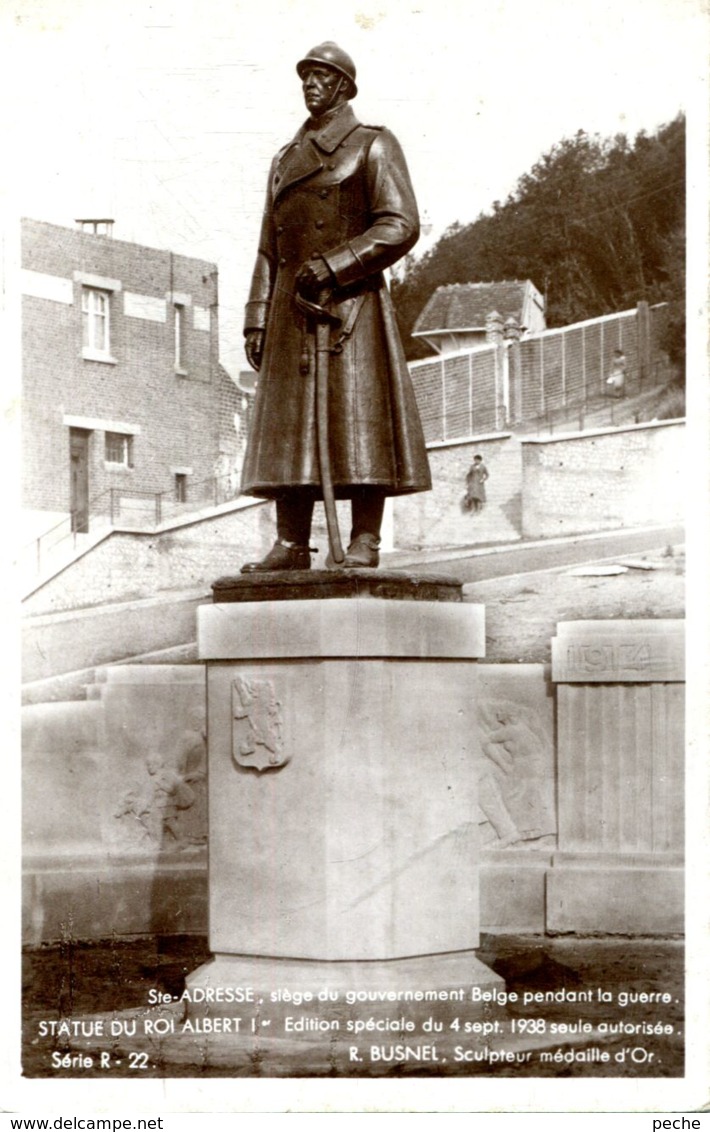 N°68859 -cpa Sainte Adresse -statue Du Roi Albert 1er- - Sainte Adresse