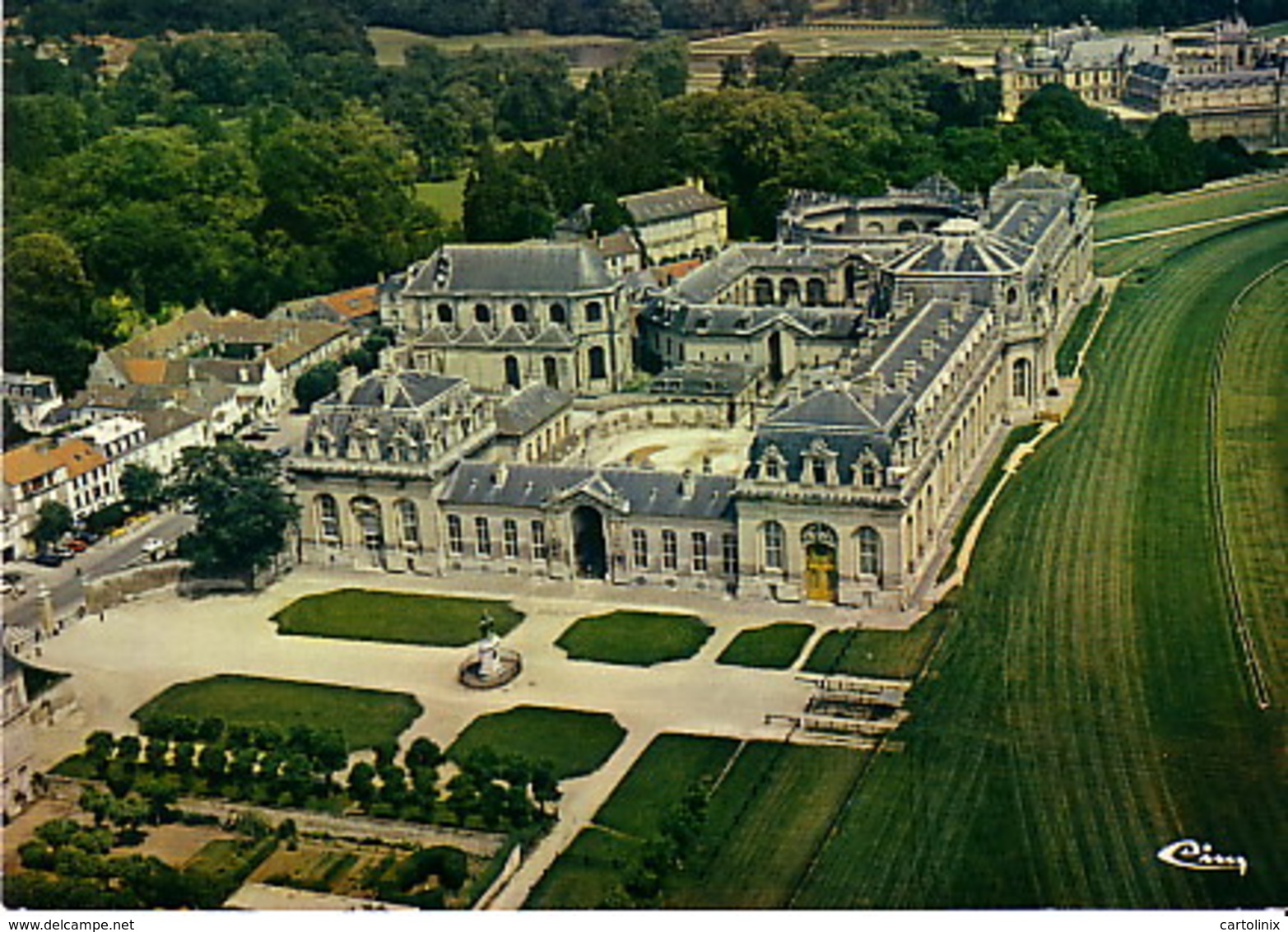 Cp A Saisir 60 Chantilly Vue Aerienne Annees 1970 - Chantilly