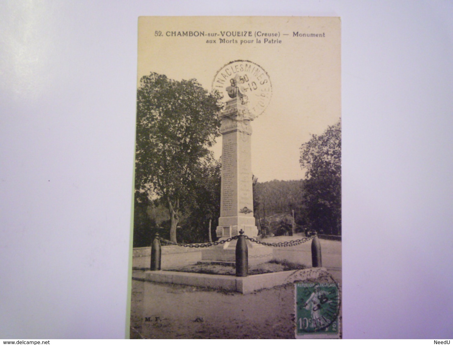 CHAMBON-sur-VOUEIZE  (Creuse)  :  Monument Aux MORTS Pour La Patrie   1922   XXX - Crocq