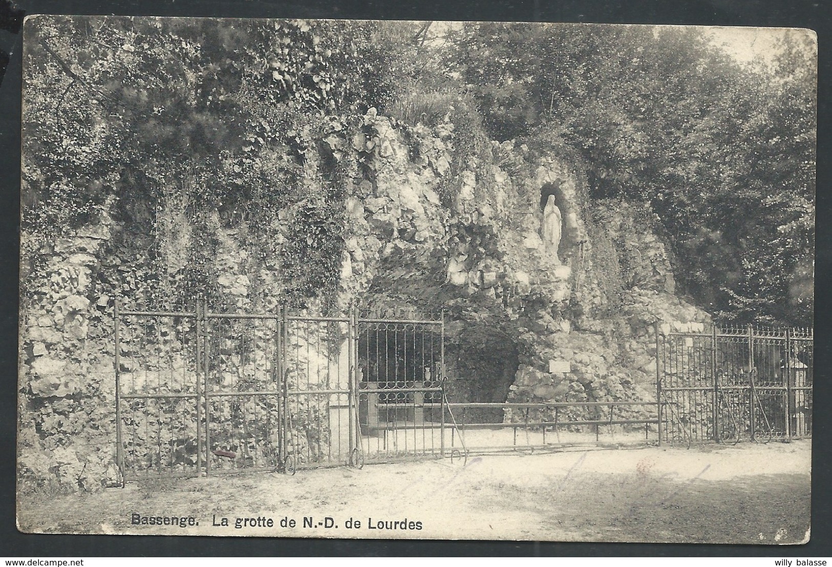 +++ CPA - BASSENGE - Grotte De ND De Lourdes   // - Bassenge