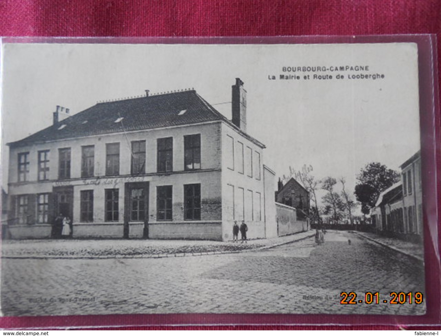 CPA - Bourbourg-Campagne - La Mairie Et Route De Looberghe - Autres & Non Classés