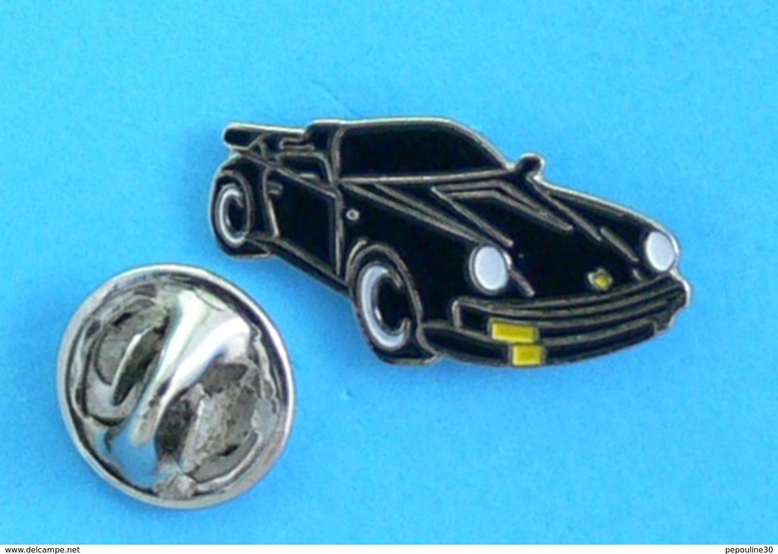 1 PIN'S //   ** PORSCHE 911 / CARRERA 3,2 / CABRIOLET NOIRE ** - Porsche