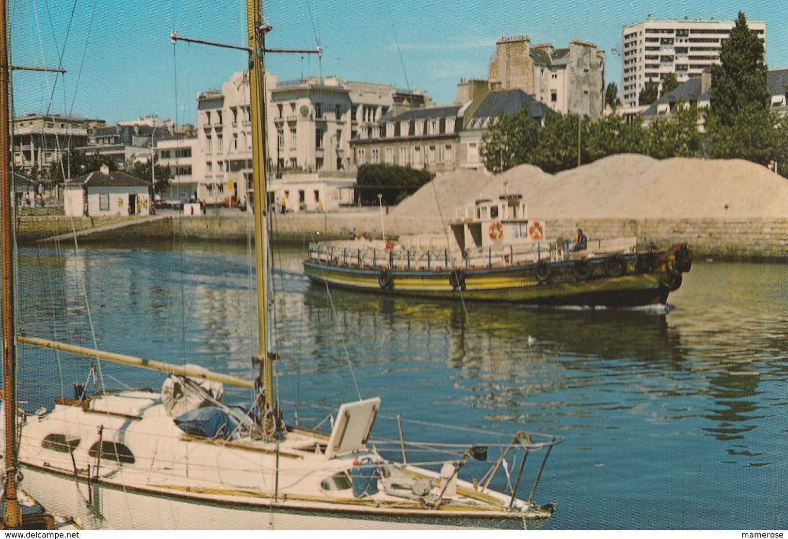 LORIENT (56). Le Port. Bateau De Promenade, Voilier (Transports: Bateaux) - Lorient