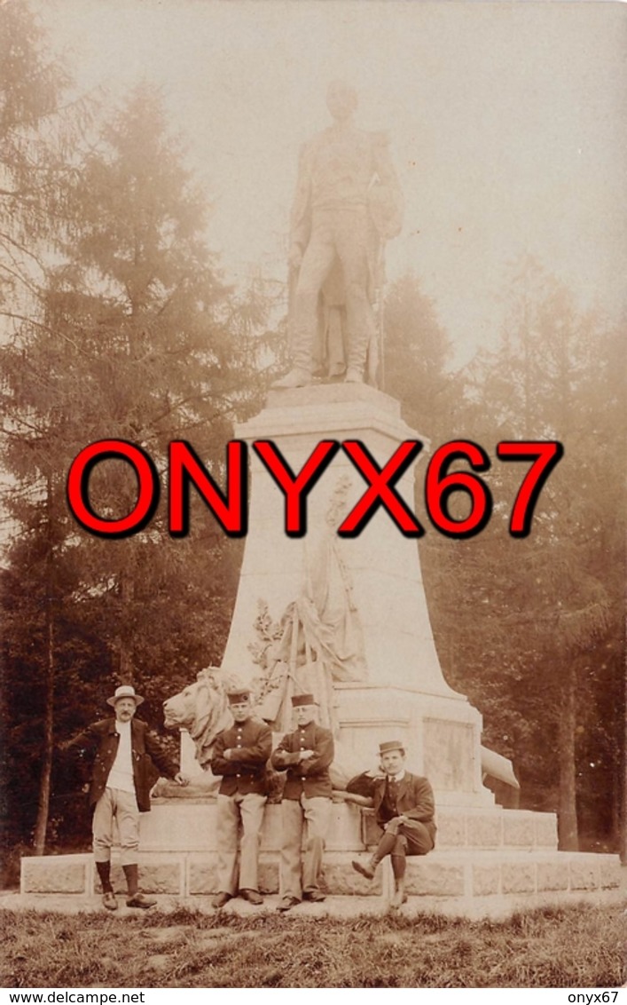 Carte Postale Photo Militaire Camp De BEVERLOO-Leopolsburg (Région Flamande-Limbourg) Monument Chazal Soldat Belge - Leopoldsburg (Kamp Van Beverloo)