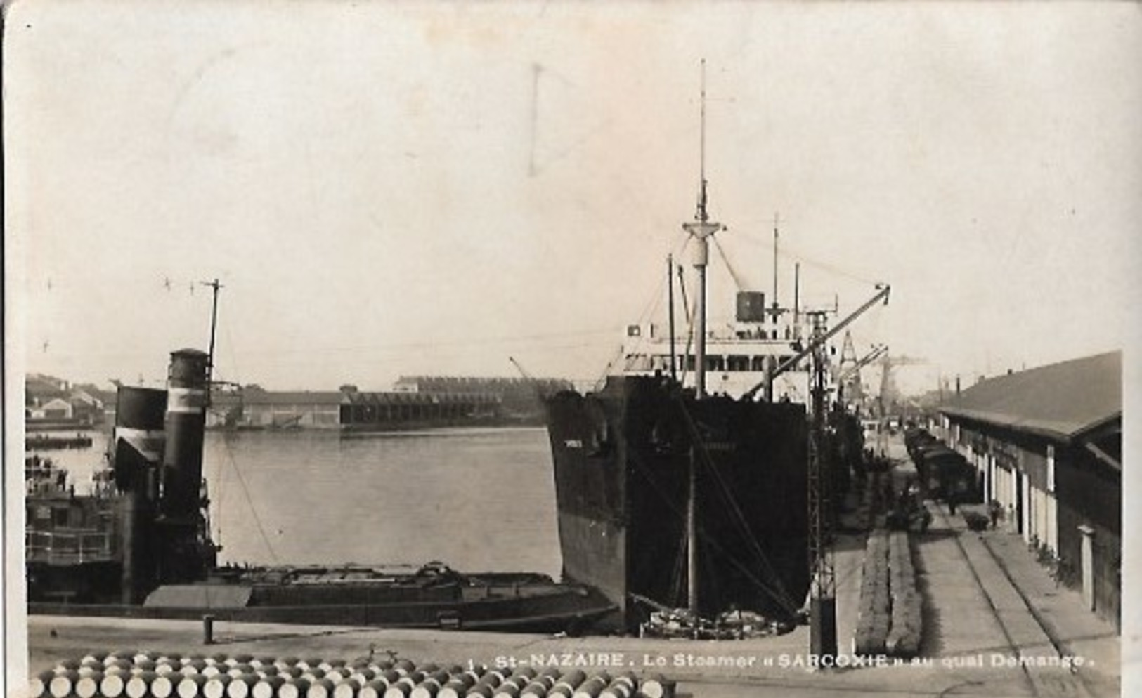 44   SAINT - NAZAIRE  :  LE  STEAMER  "  SARCOXIE  "  AU  QUAI  DEMANGE  . - Saint Nazaire