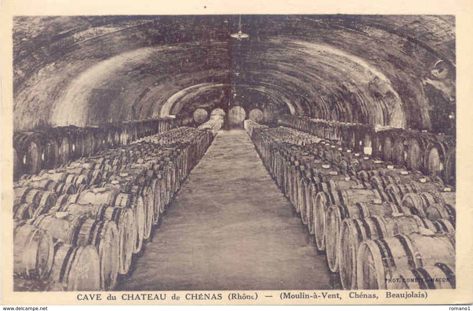 69)   CHENAS      Cave Du Château De Chénas - Chenas