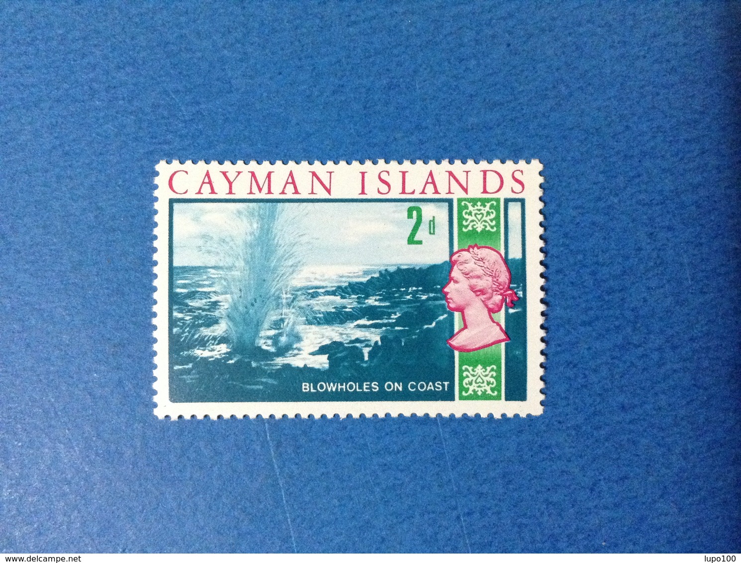 CAYMAN ISLANDS 2 D BLOWHOLES ON COAST FRANCOBOLLO NUOVO STAMP NEW MNH** - Cayman (Isole)