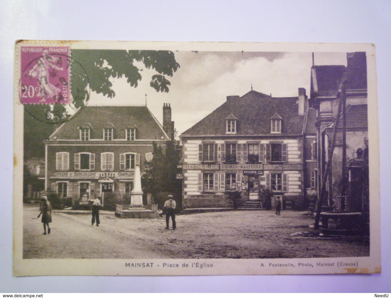 MAINSAT  (Creuse)  :  Place De L'EGLISE   1934   XXX - Sonstige & Ohne Zuordnung