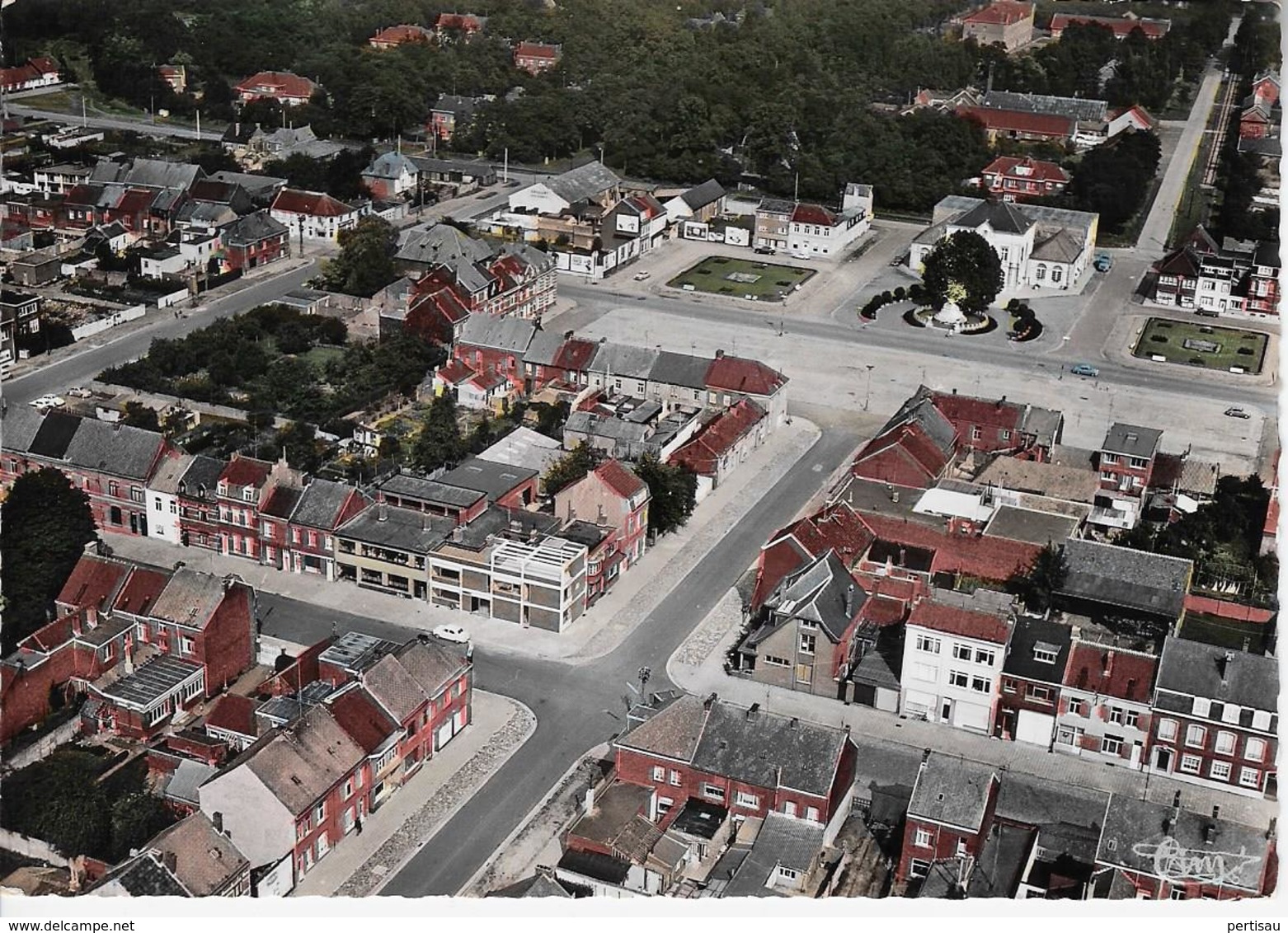 Luchtfoto Gemeentehuis - Leopoldsburg