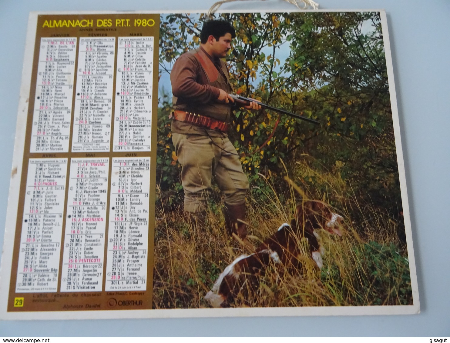 Almanach Ptt De 1980  Recto  Chasseur A L'affut  Verso Chien Avec Dans  Sa   Gueule Un Faisan - Grand Format : 1971-80