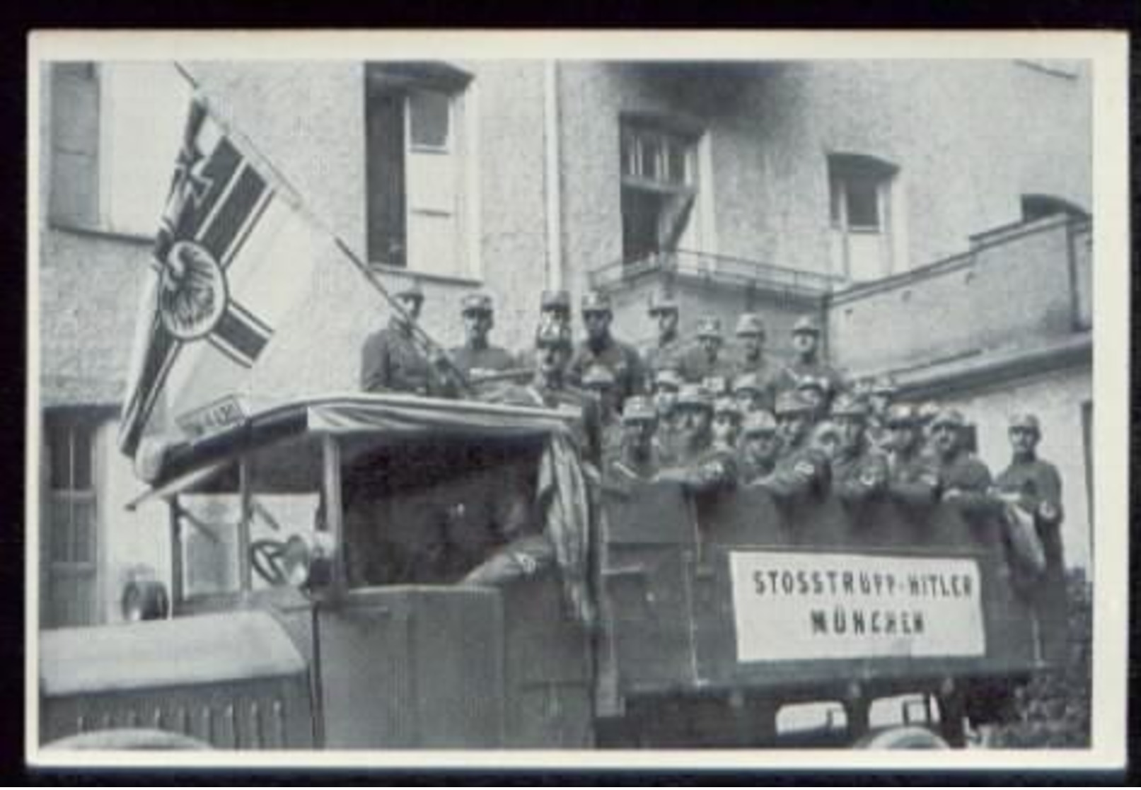 WW II Sammelbild Nr. 25 NSDAP Deutschland Erwacht : Stoßtrupp Hitler München 1923. - Briefe U. Dokumente