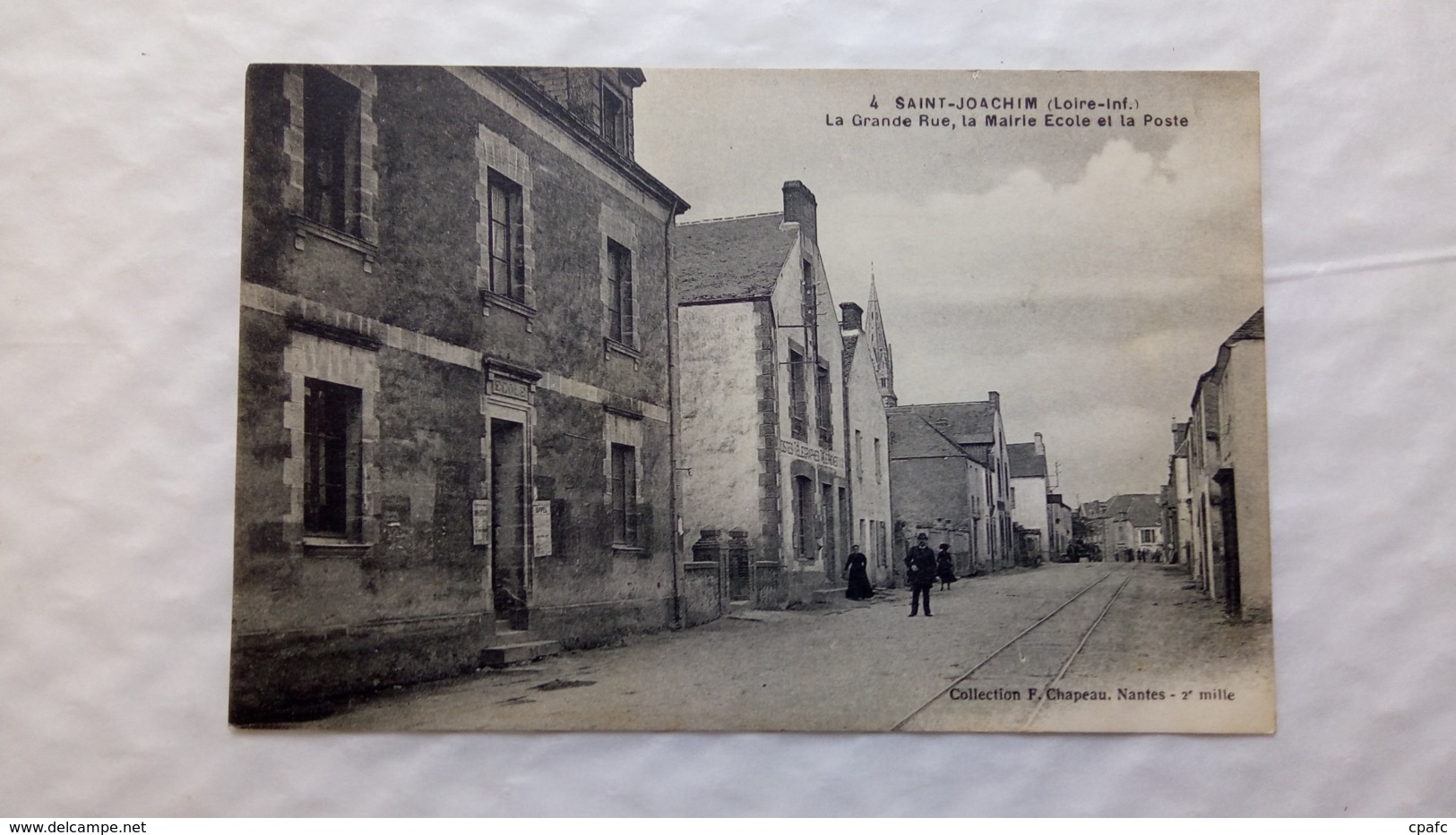 Saint Joachim - La Grande Rue, La Mairie Ecole Et La Poste / Editions Chapeau N°4 - Saint-Joachim