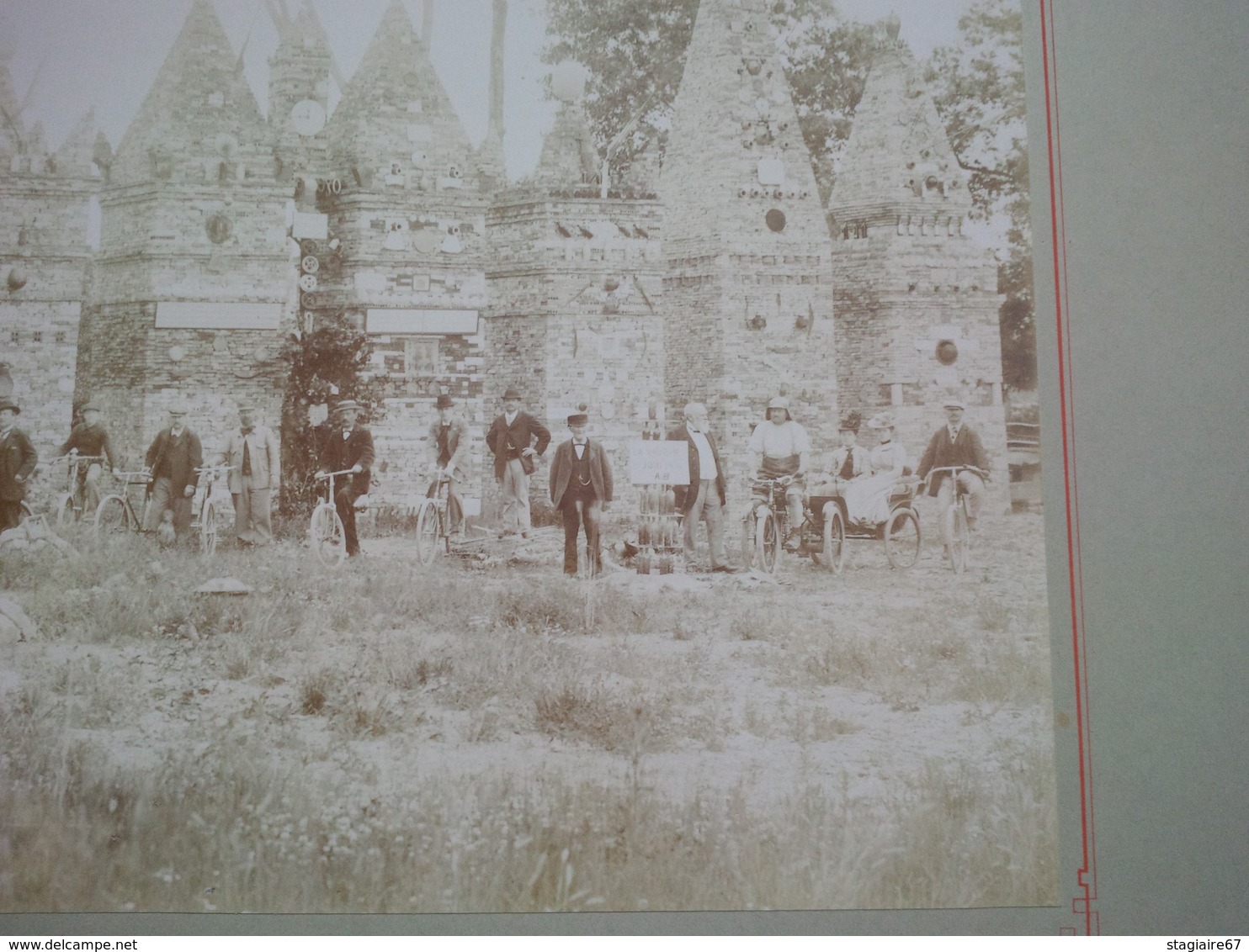 GRANDE PHOTO TROYES LA VACHERIE CYCLISTE DONT TRIPORTEUR AVEC ATTELAGE PHOTOGRAPHE EUG.GUYOT - Antiche (ante 1900)