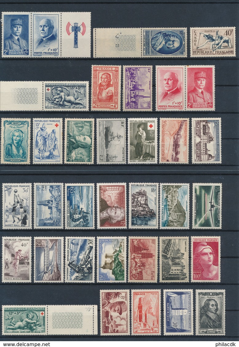 FRANCE - COLLECTION DE 379 TIMBRES NEUFS* AVEC CHARNIERE - VOIR SCANNS RECTO VERSO