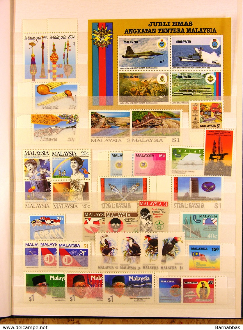 MALAYSIA  (DC125), Many Complete MNH.sets And Souvenir Sheets - Collezioni (in Album)