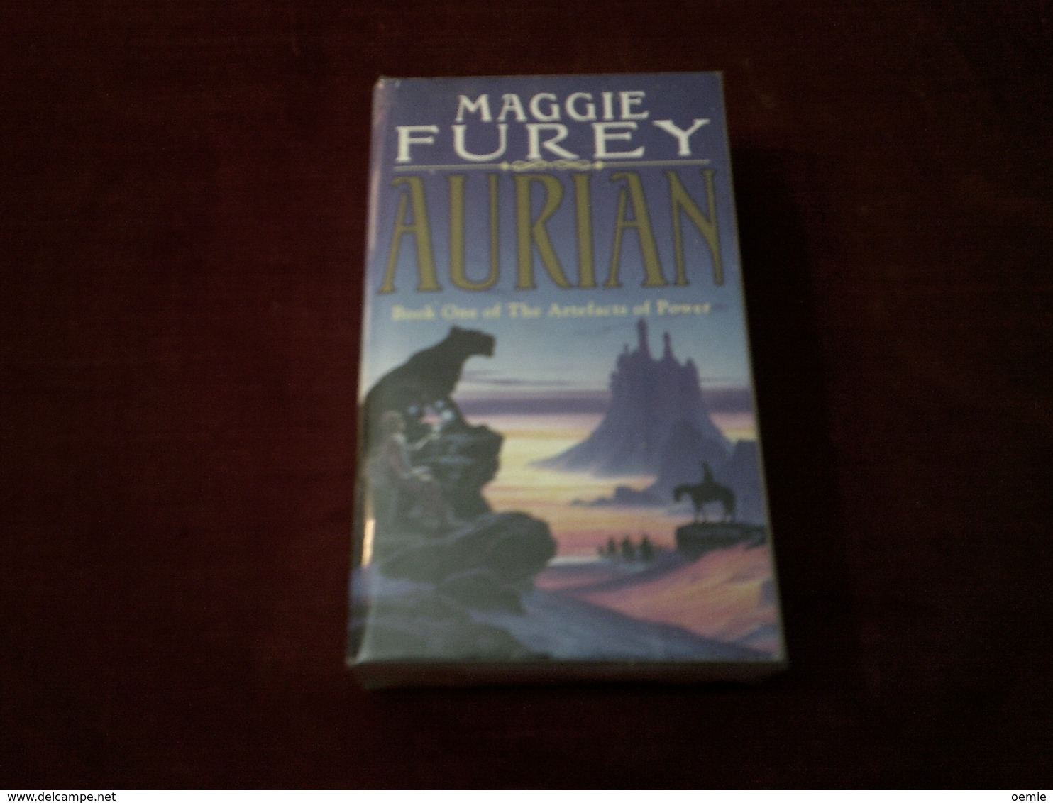 MAGGIE  FUREY  AURIAN  ° BOOK ONE THE ARTEFACTS OF POWER - Sciencefiction