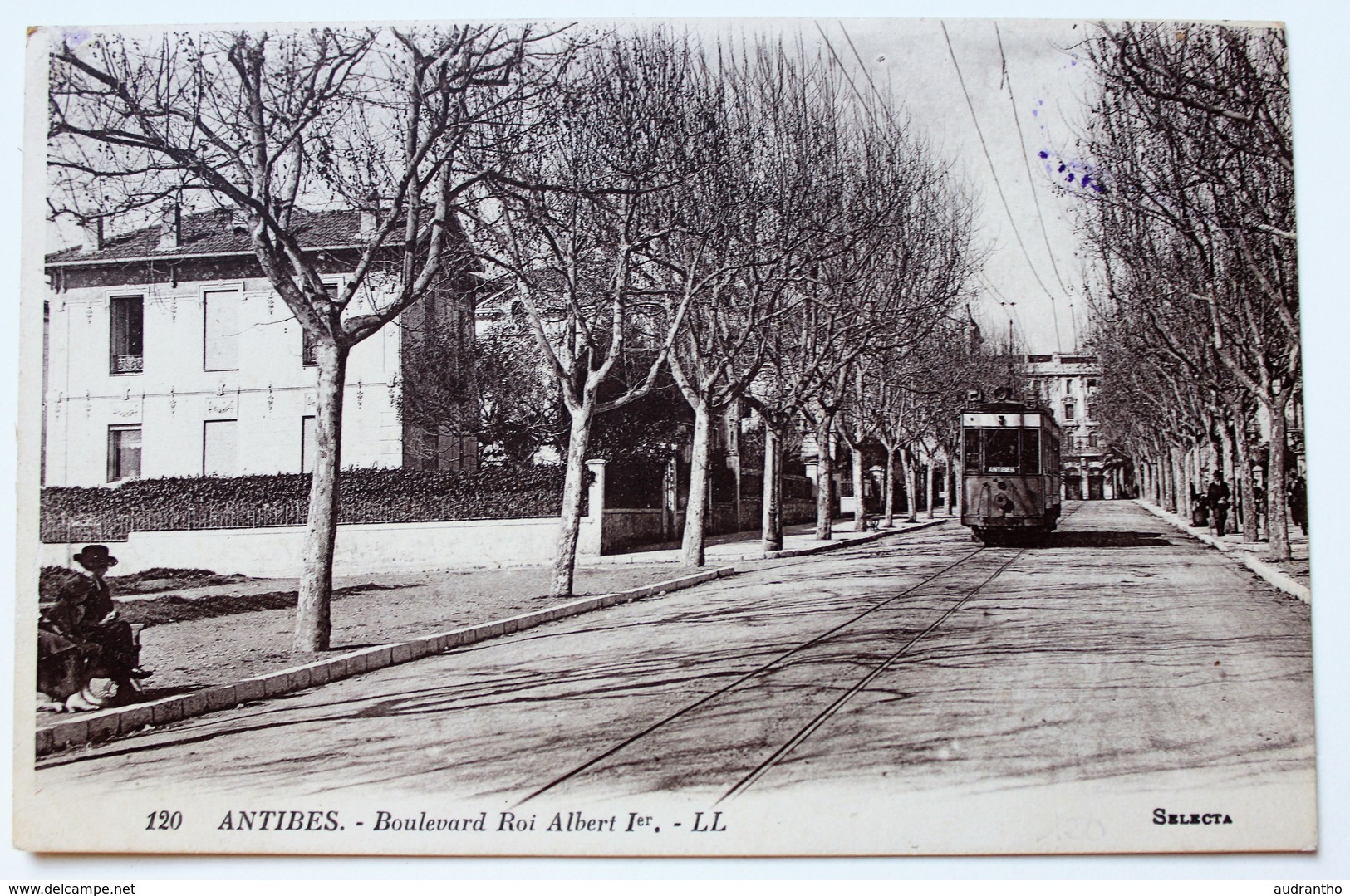 CPA 06 Antibes Tramway Boulevard Roi Albert Premier - Antibes - Vieille Ville