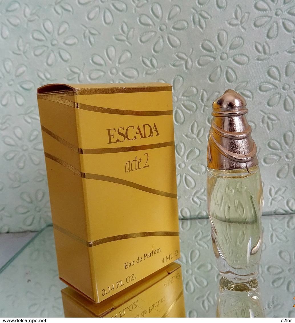 Miniature  "ACTE 2 " D' ESCADA  Eau De Parfum 4 Ml Dans Sa Boite (M076-3) - Miniatures Femmes (avec Boite)