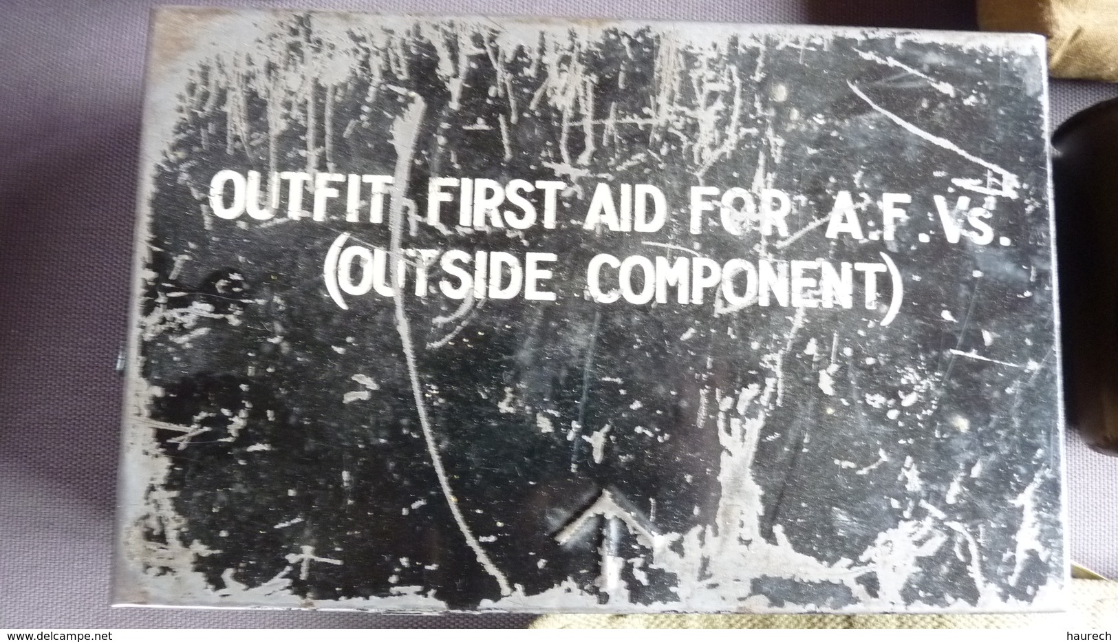 Outfit First Aid For Armoured Fighting Vehicles Vide Ww2 - Equipement