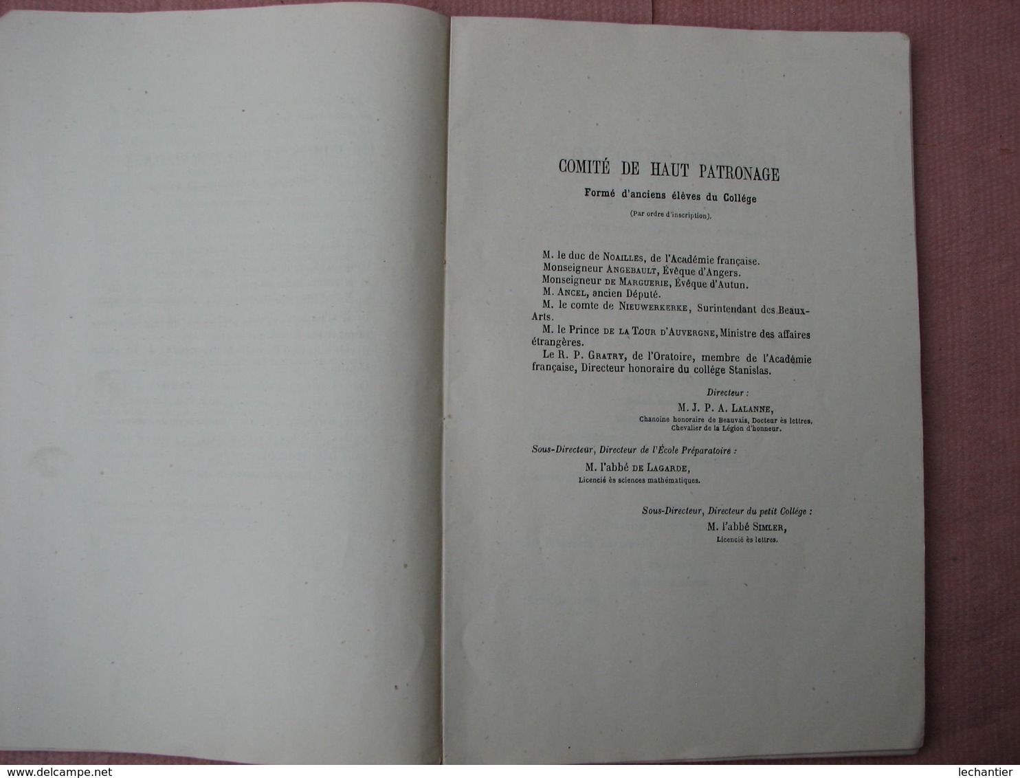 Collége Stanislas 10 Aout 1869  Distribution Des Prix  144 Pages 155X235 TBE - Diplômes & Bulletins Scolaires