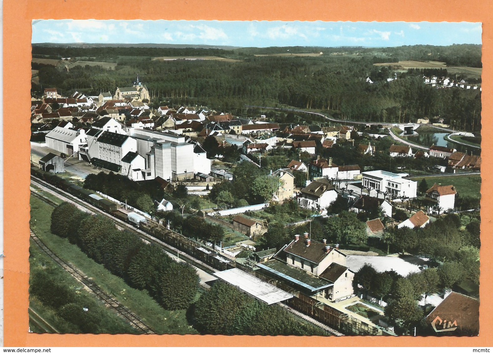 CPSM Grand Format - Mareuil Sur Ourcq   -(60.Oise) - Vue Générale Aérienne - Autres & Non Classés