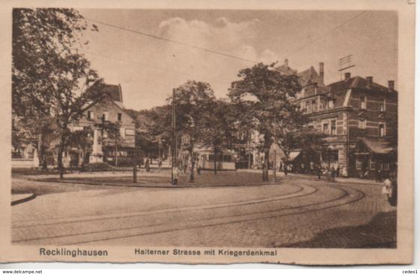 RECKLINGHAUSEN   HALTERNER STRASSE MIT KRIEGERDENKMAL - Recklinghausen