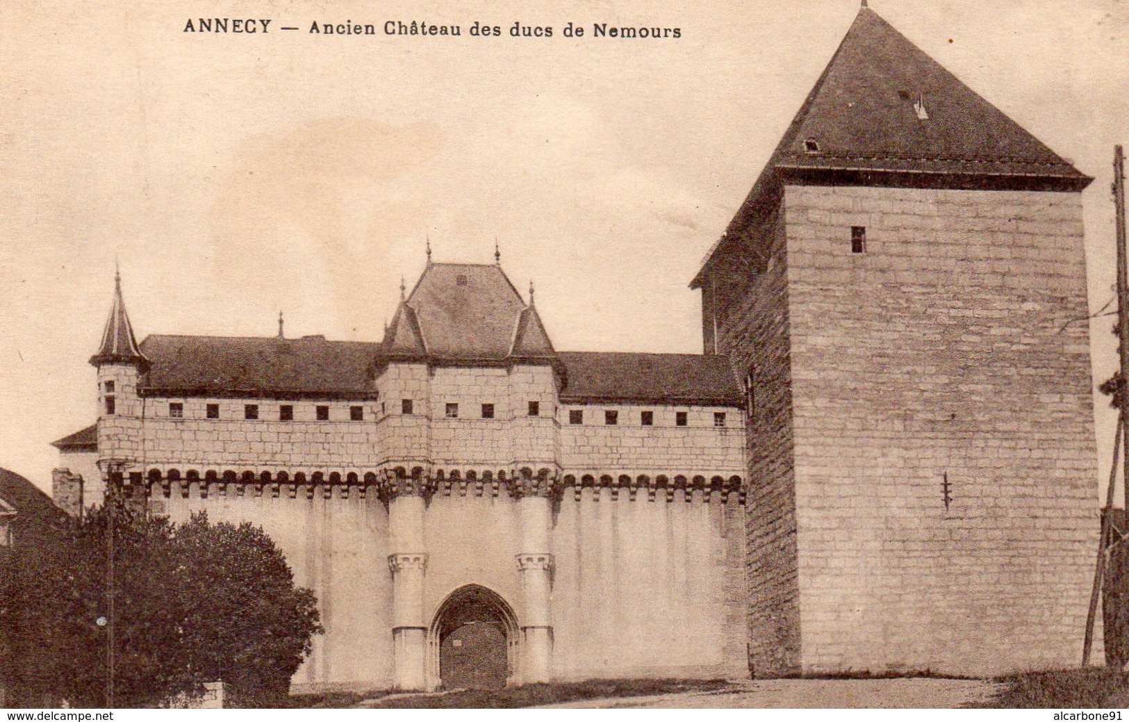 ANNECY - Ancien Château Des Ducs De Nemours - Annecy