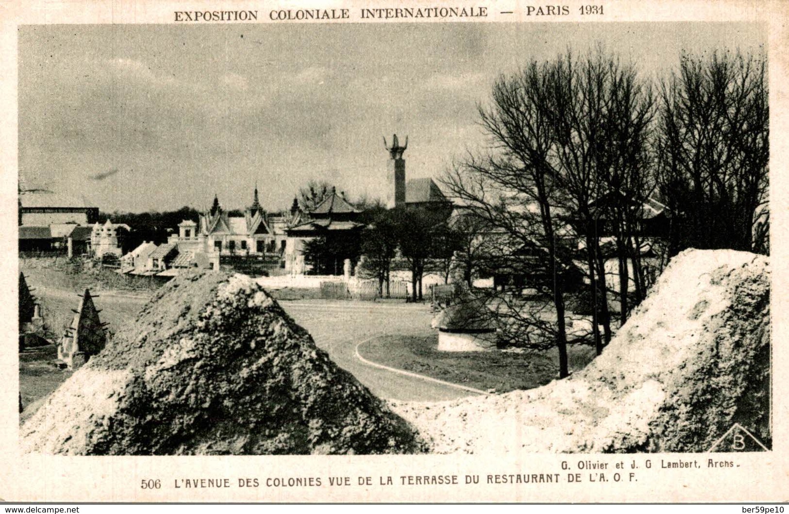 EXPOSITION COLONIALE INTERNATIONALE PARIS 1931  L'AVENUE DES COLONIES VUE DE LA TERRASSE DU RESTAURANT DE L'A.O.F. - Expositions