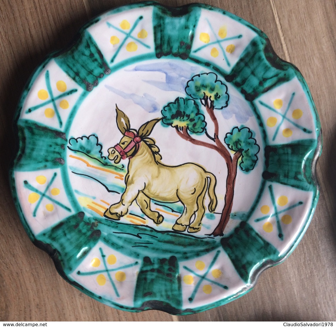 3 Piatti Vintage Da Appendere In Ceramica Fatti E Dipinti A Mano - Sicilia Caltagirone? Asino Ciuccio - Ohne Zuordnung