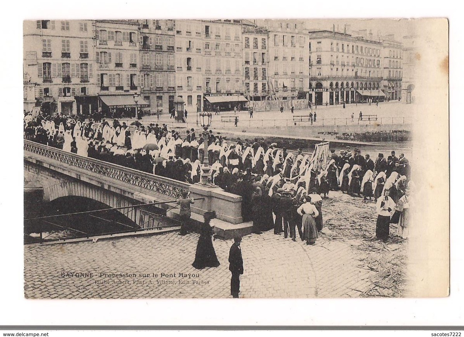 BAYONNE Procession Sur Le Pont Mayou - - Bayonne