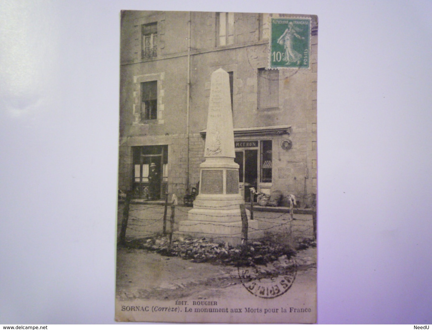 SORNAC  (Corrèze)  :  Le Monument Aux Morts Pour La France   1922   XXX - Otros & Sin Clasificación