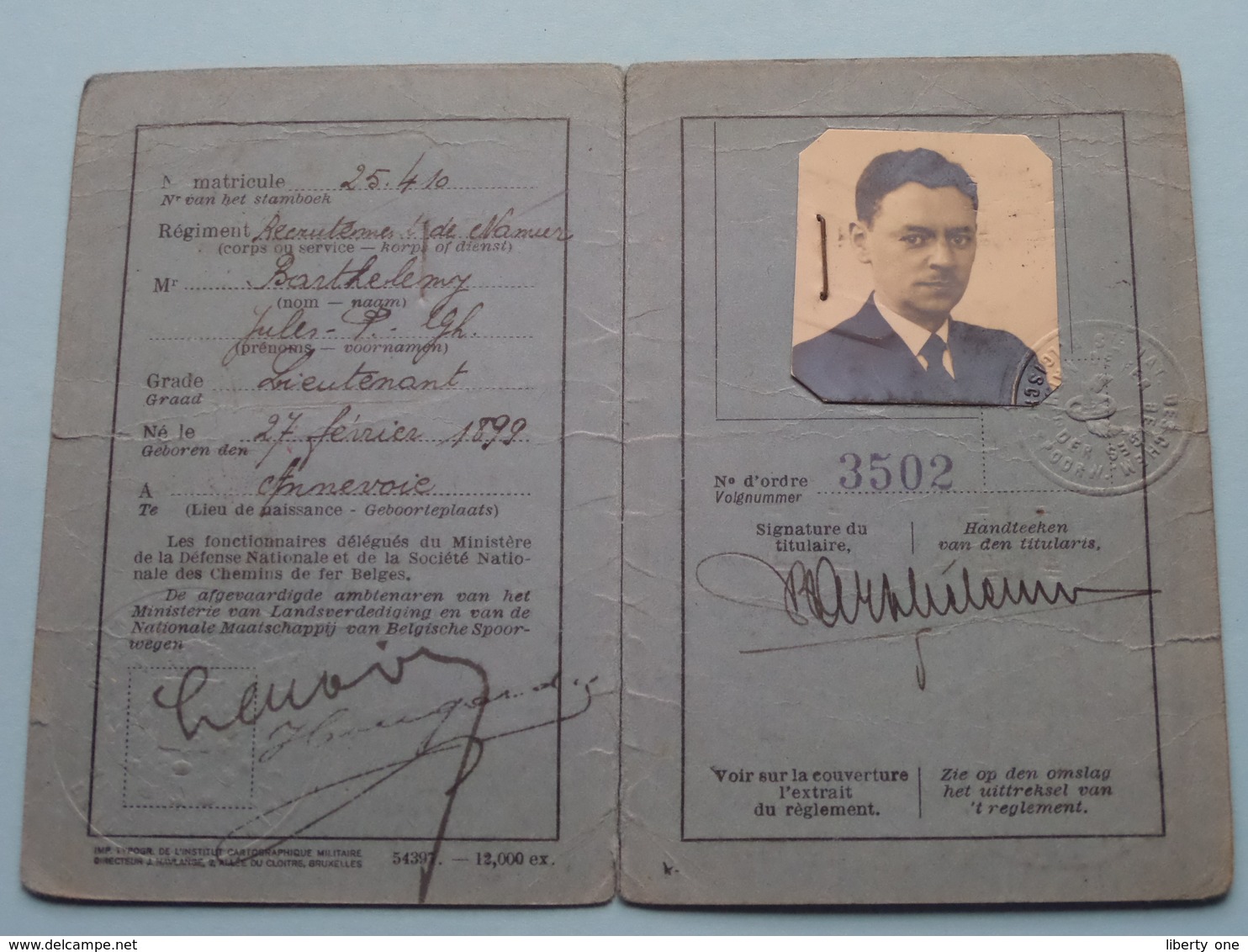 Carnet D'Identité Pour OFFICIER De RESERVE * 1940 * Barthelemy 1899 Annevoie ( Prijsvermindering Vervoer 25 % )! - Documents