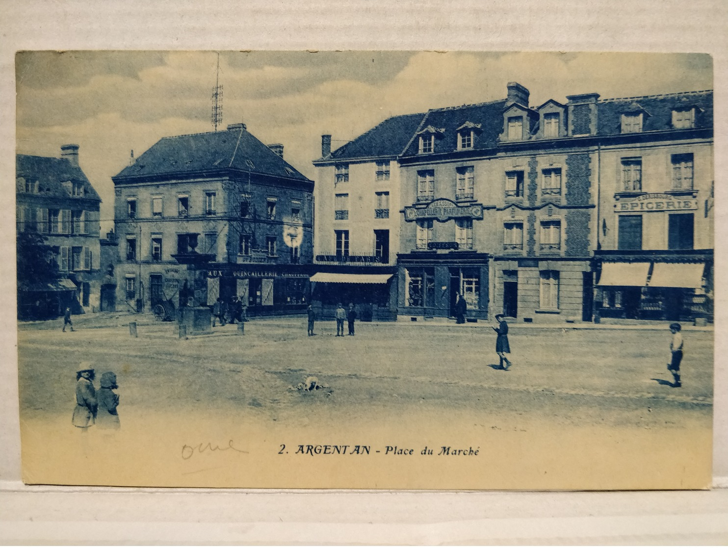 Argentan. Place Du Marché - Argentan