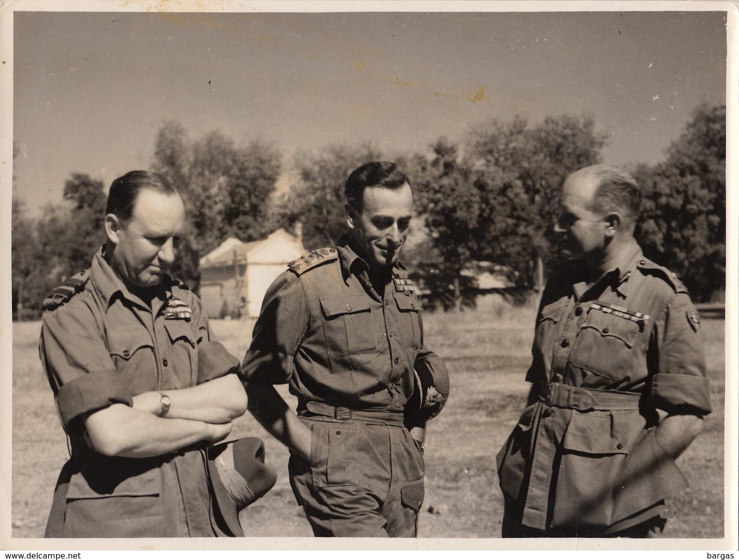 Photo Burma Birmanie Lord Mountbatten Slim Vincent RAF Officiers Légendée Au Dos - Krieg, Militär