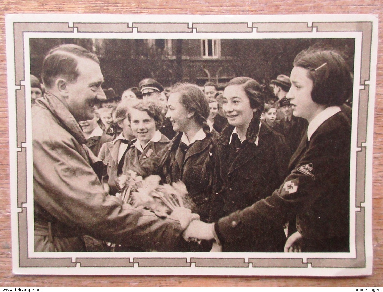 DR Ganzsache Hitler 6+19 Pfg.braun Rückseitig Foto Hitler Mit Jugendlichen Stempel Berlin Charlottenburg - Sonstige & Ohne Zuordnung