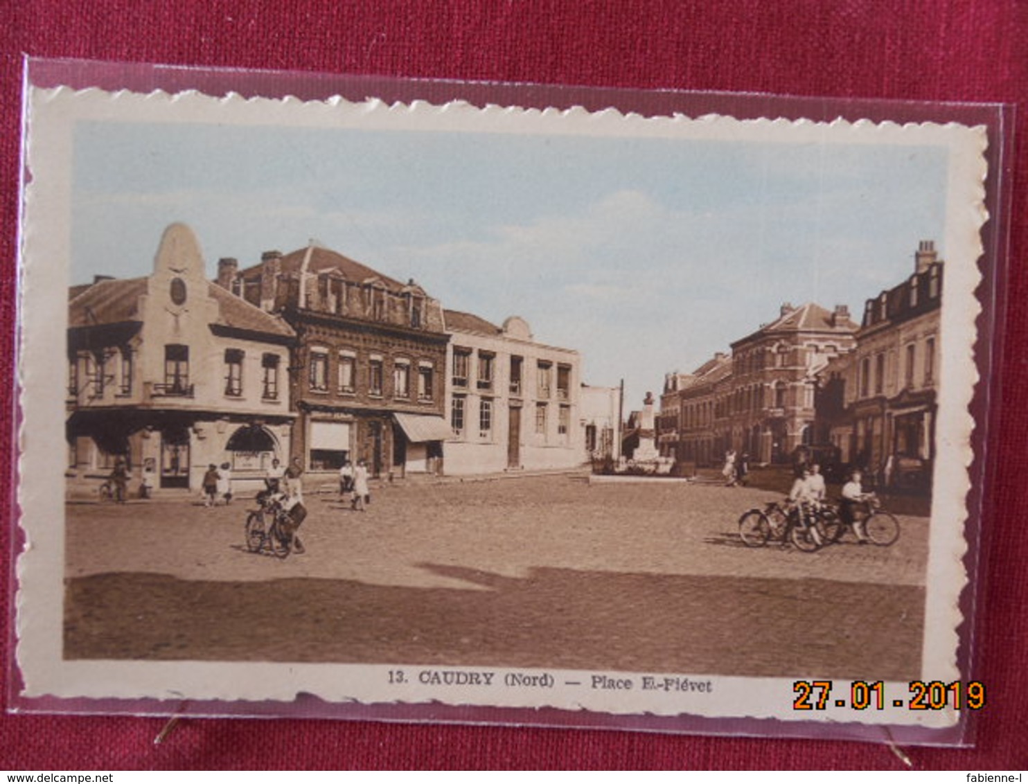 CPSM - Caudry - Place Eugène Fiévet - Caudry