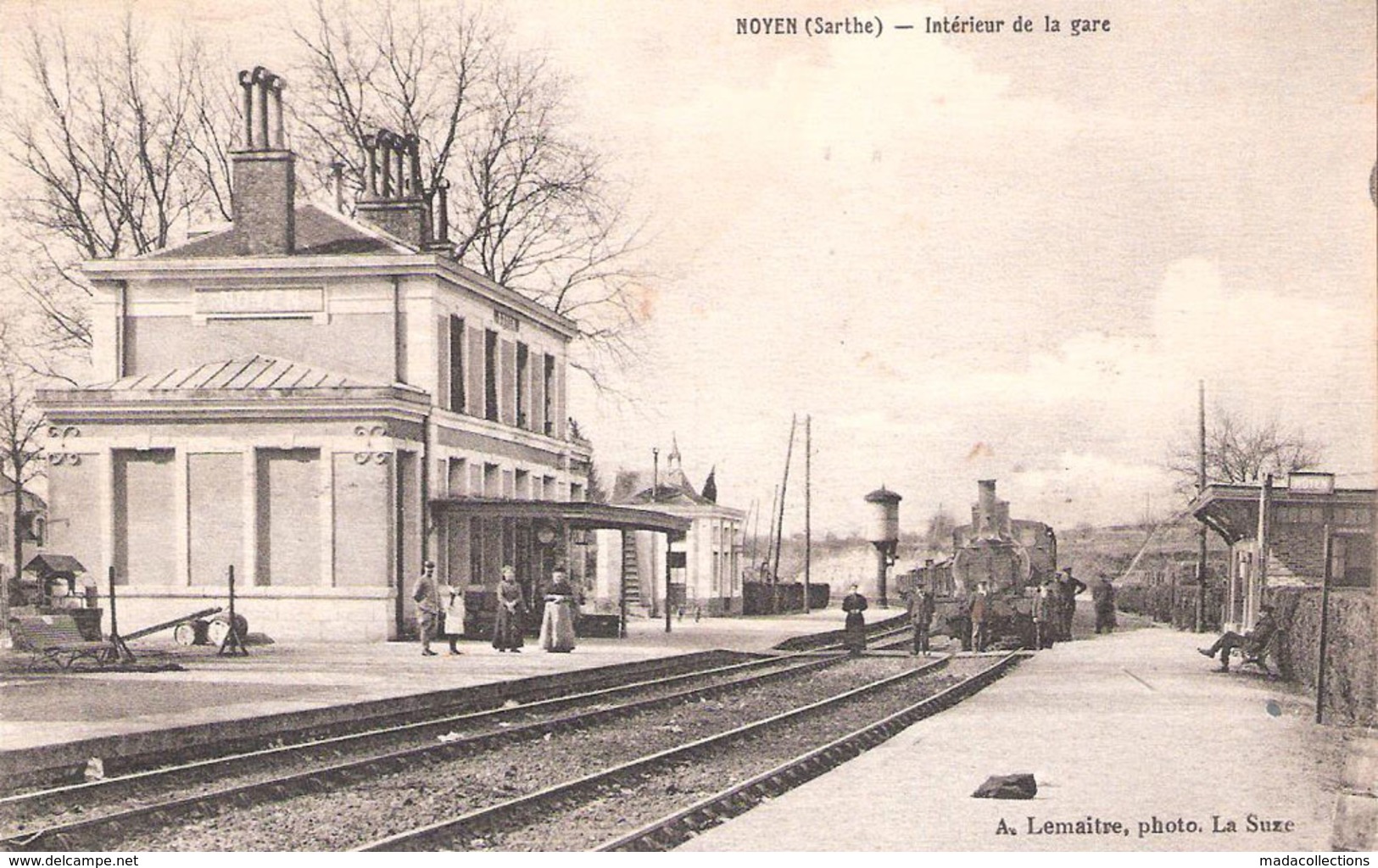 Noyen  (72 - Sarthe) Arrivée Du Train - La Gare - Autres & Non Classés