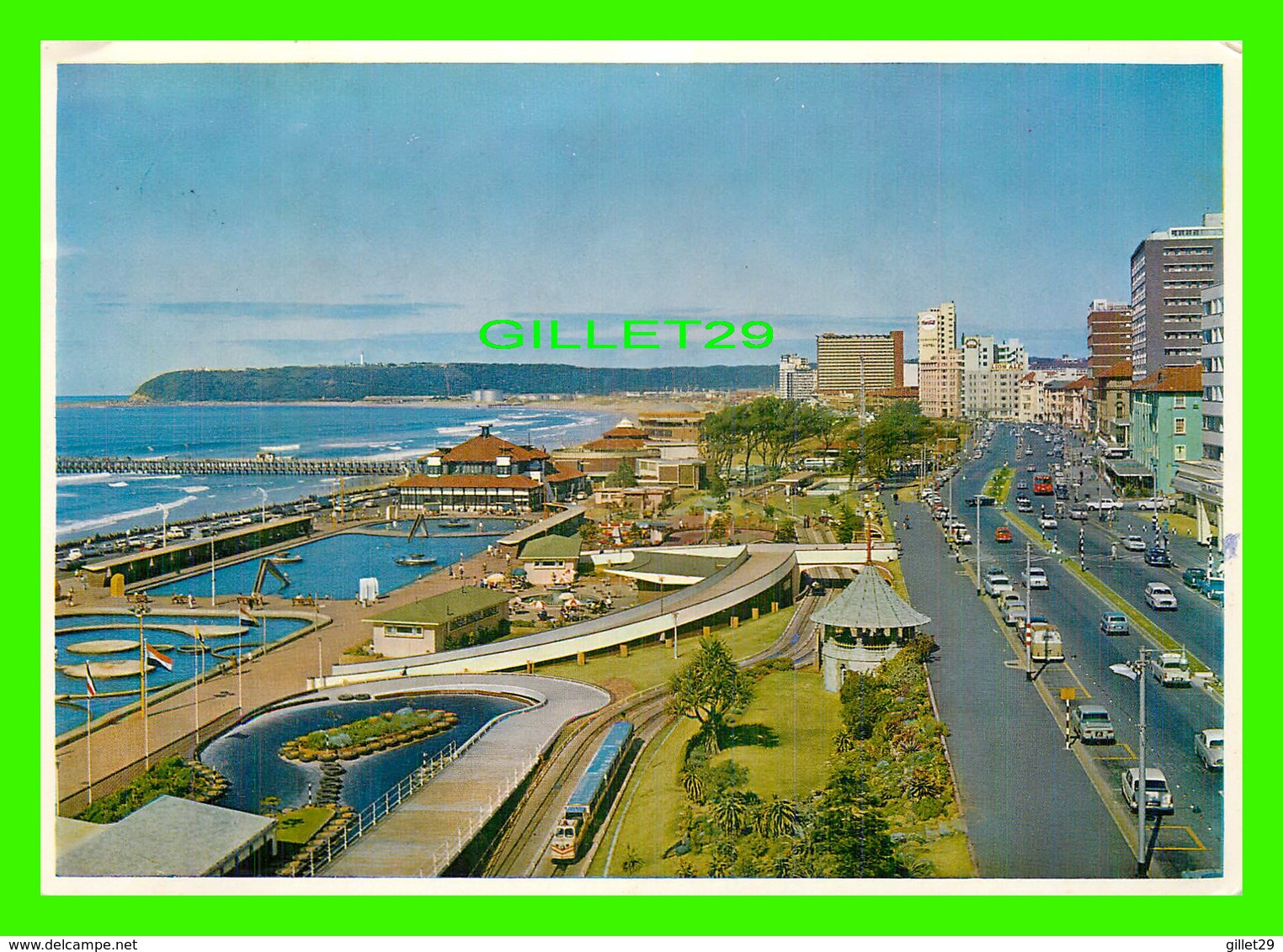 DURBAN, SOUTH AFRICA - MARINE PARADE AND CHILDREN'S PLAYGROUND WITH THE BLUFF IN THE DISTANCE - TRAVEL - Südafrika